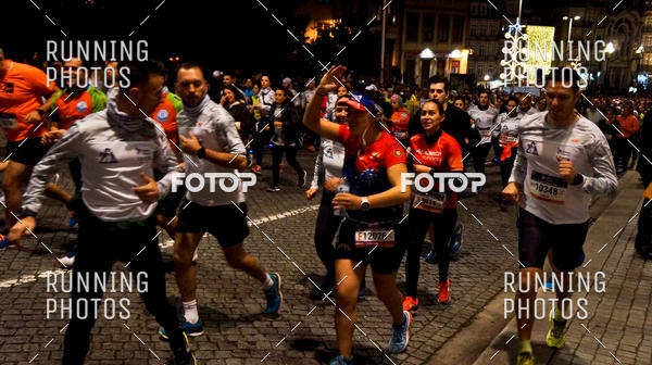 Buy your photos of the eventS�o Silvestre Porto 2019 on Fotop