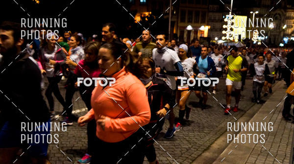Buy your photos of the eventS�o Silvestre Porto 2019 on Fotop