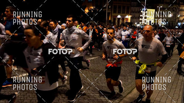 Buy your photos of the eventS�o Silvestre Porto 2019 on Fotop