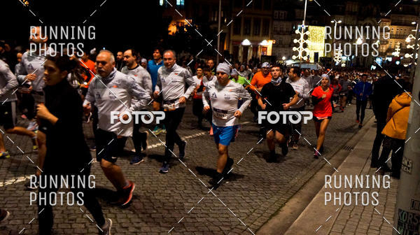 Buy your photos of the eventS�o Silvestre Porto 2019 on Fotop