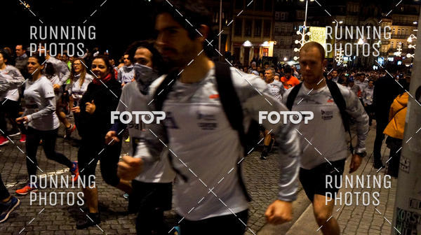 Buy your photos of the eventS�o Silvestre Porto 2019 on Fotop