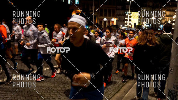 Buy your photos of the eventS�o Silvestre Porto 2019 on Fotop