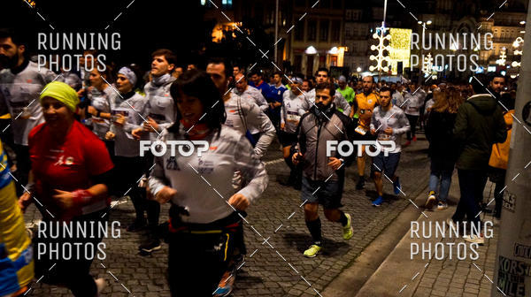 Buy your photos of the eventS�o Silvestre Porto 2019 on Fotop