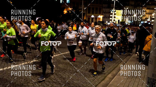 Buy your photos of the eventS�o Silvestre Porto 2019 on Fotop