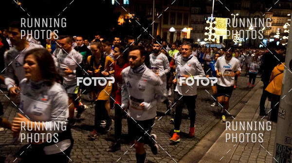 Buy your photos of the eventS�o Silvestre Porto 2019 on Fotop