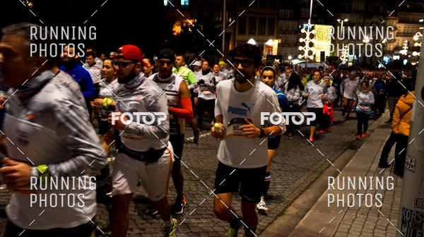 Buy your photos of the eventS�o Silvestre Porto 2019 on Fotop