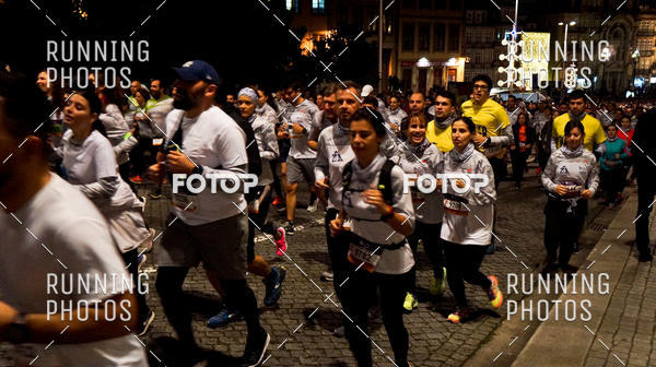 Buy your photos of the eventS�o Silvestre Porto 2019 on Fotop