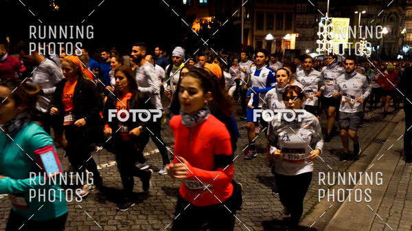 Buy your photos of the eventS�o Silvestre Porto 2019 on Fotop