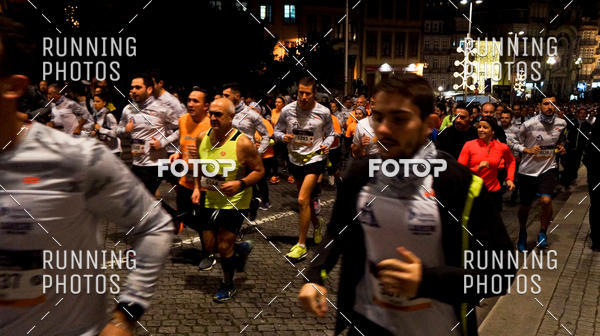 Buy your photos of the eventS�o Silvestre Porto 2019 on Fotop