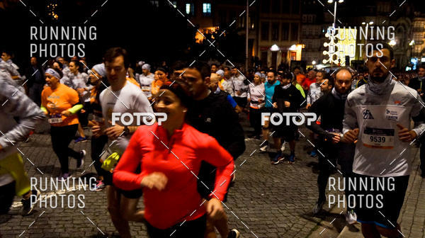 Buy your photos of the eventS�o Silvestre Porto 2019 on Fotop