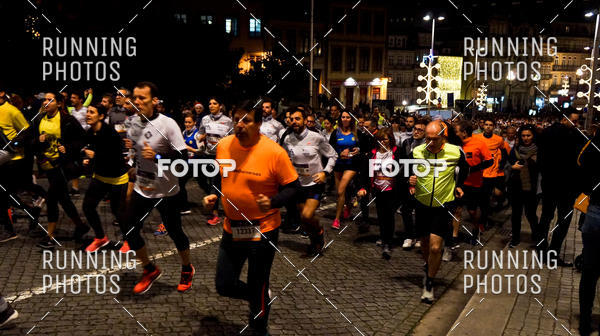 Buy your photos of the eventSo Silvestre Porto 2019 on Fotop