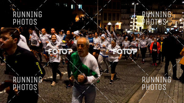 Buy your photos of the eventSo Silvestre Porto 2019 on Fotop