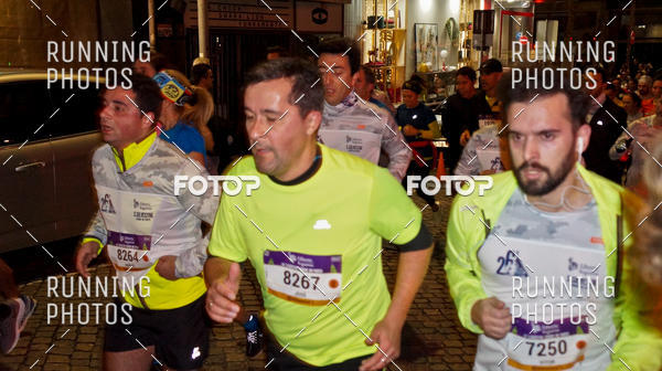 Buy your photos of the eventSo Silvestre Porto 2019 on Fotop