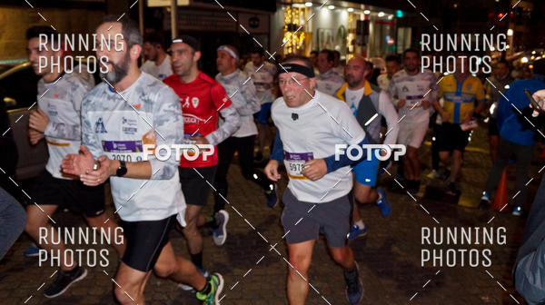 Buy your photos of the eventS�o Silvestre Porto 2019 on Fotop