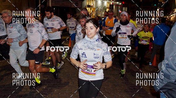 Buy your photos of the eventS�o Silvestre Porto 2019 on Fotop