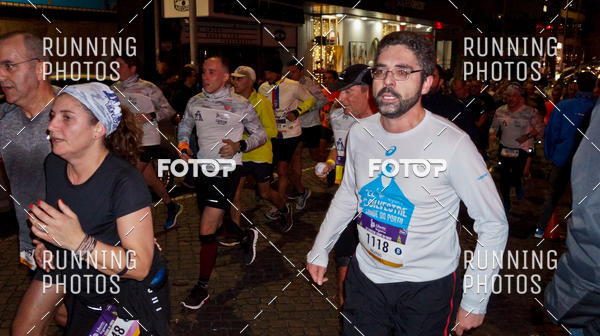 Buy your photos of the eventS�o Silvestre Porto 2019 on Fotop