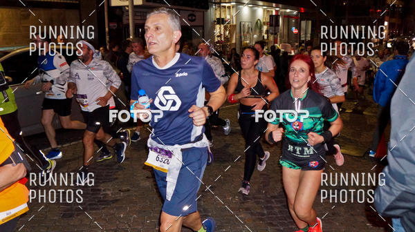 Buy your photos of the eventS�o Silvestre Porto 2019 on Fotop