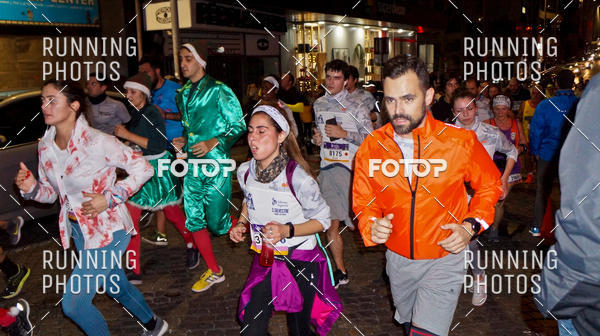 Buy your photos of the eventS�o Silvestre Porto 2019 on Fotop