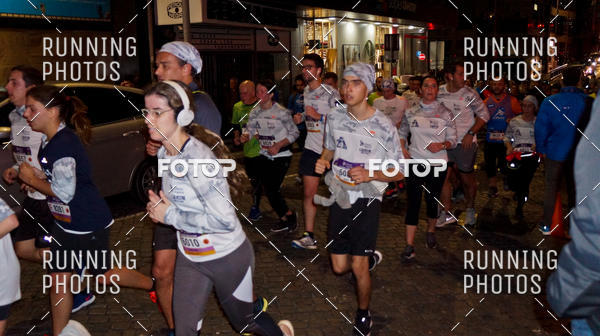 Buy your photos of the eventS�o Silvestre Porto 2019 on Fotop