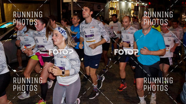 Buy your photos of the eventS�o Silvestre Porto 2019 on Fotop