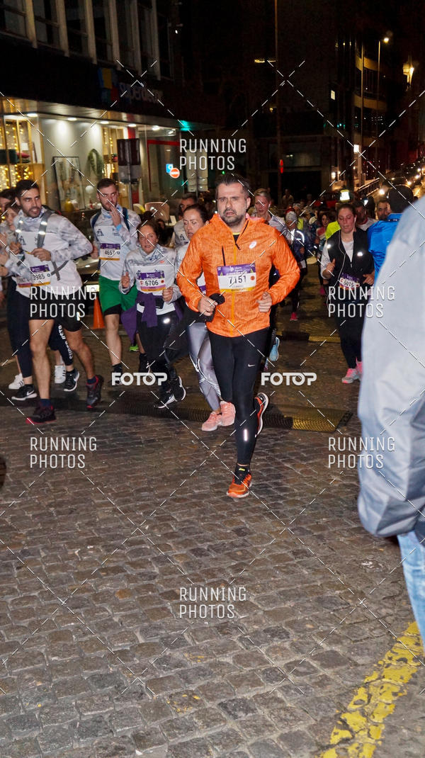 Buy your photos of the eventS�o Silvestre Porto 2019 on Fotop