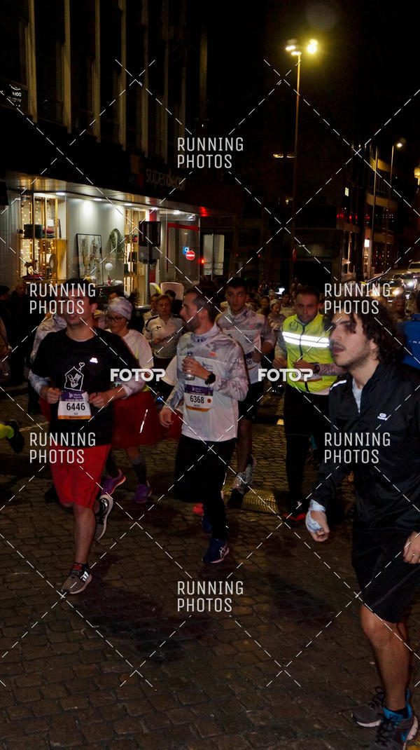 Buy your photos of the eventS�o Silvestre Porto 2019 on Fotop
