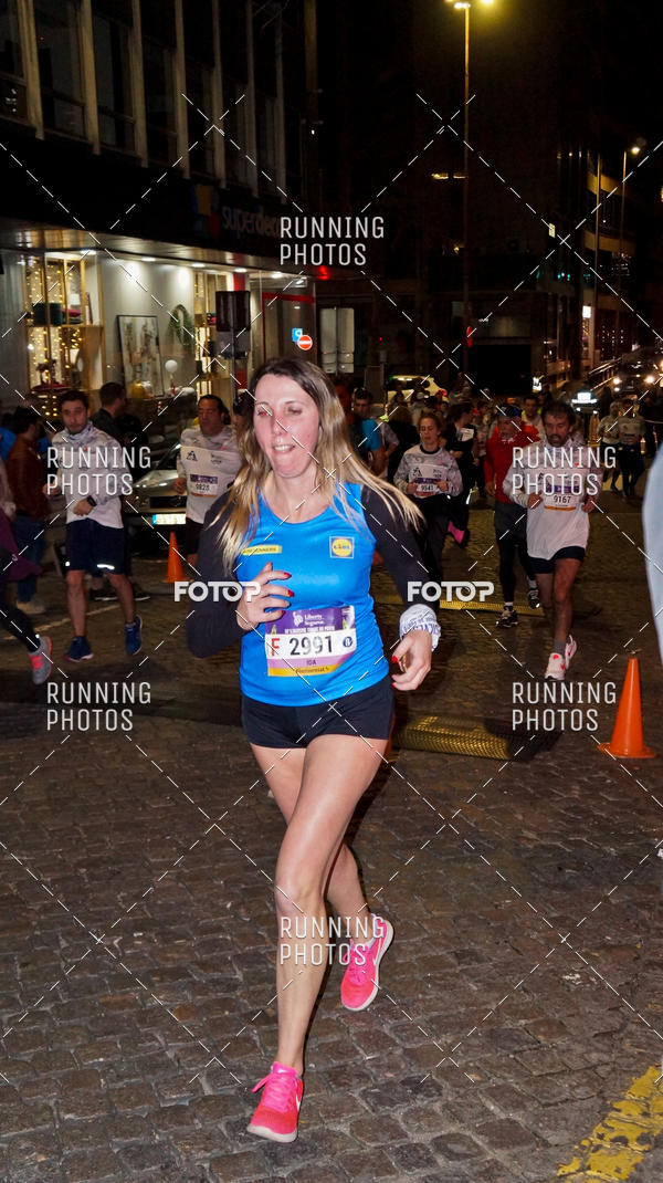 Buy your photos of the eventS�o Silvestre Porto 2019 on Fotop