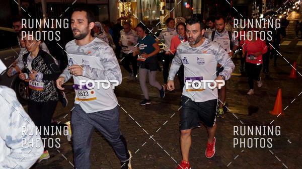 Buy your photos of the eventS�o Silvestre Porto 2019 on Fotop
