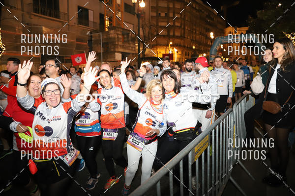 Buy your photos of the eventS�o Silvestre Porto 2019 on Fotop