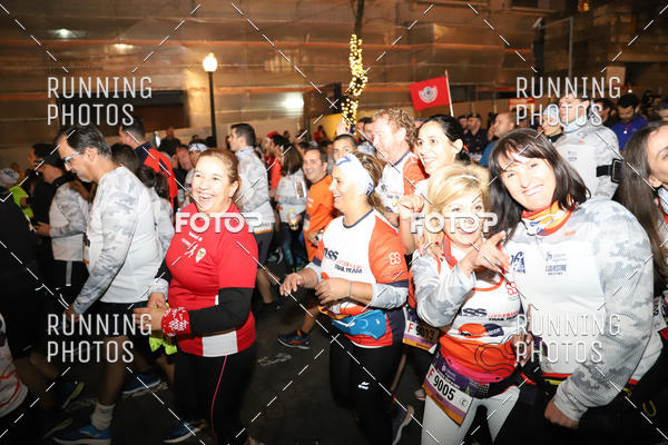 Buy your photos of the eventS�o Silvestre Porto 2019 on Fotop