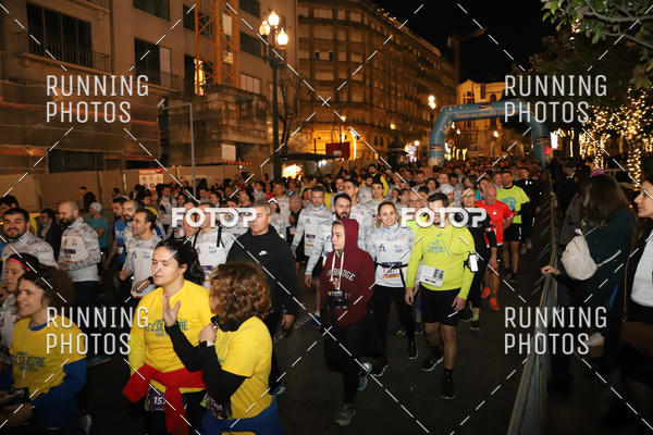 Buy your photos of the eventS�o Silvestre Porto 2019 on Fotop