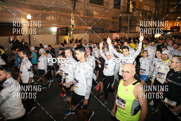 Buy your photos of the eventS�o Silvestre Porto 2019 on Fotop