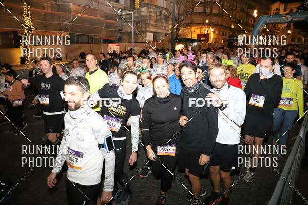 Buy your photos of the eventS�o Silvestre Porto 2019 on Fotop
