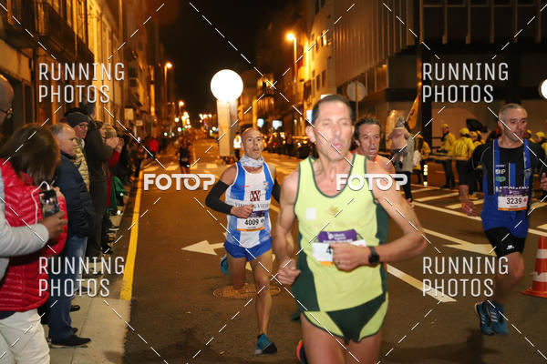 Buy your photos of the eventS�o Silvestre Porto 2019 on Fotop