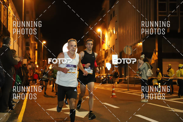 Buy your photos of the eventS�o Silvestre Porto 2019 on Fotop