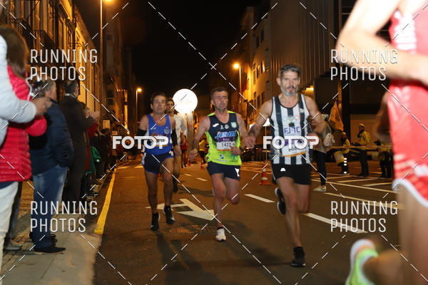 Buy your photos of the eventS�o Silvestre Porto 2019 on Fotop
