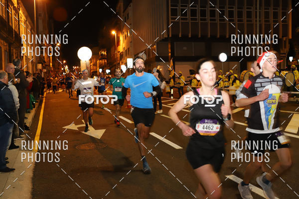 Buy your photos of the eventS�o Silvestre Porto 2019 on Fotop