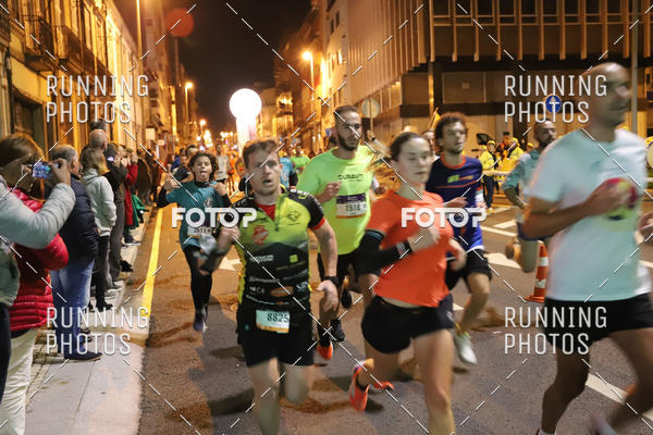 Buy your photos of the eventS�o Silvestre Porto 2019 on Fotop