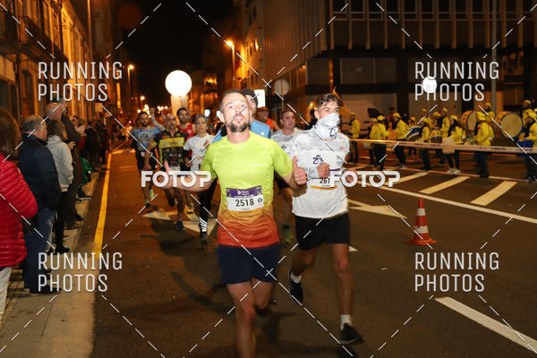 Buy your photos of the eventS�o Silvestre Porto 2019 on Fotop