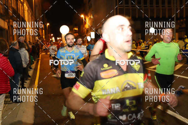 Buy your photos of the eventS�o Silvestre Porto 2019 on Fotop