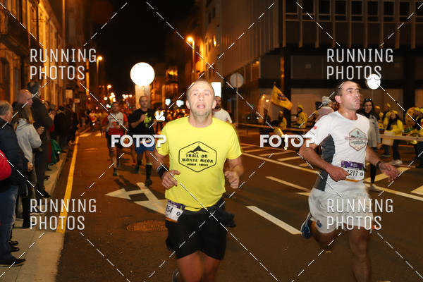 Buy your photos of the eventS�o Silvestre Porto 2019 on Fotop