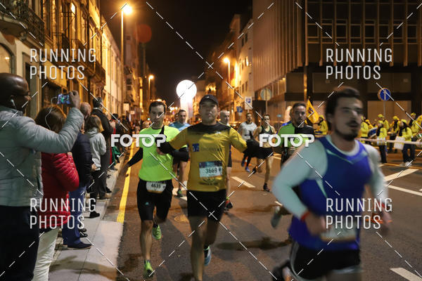 Buy your photos of the eventS�o Silvestre Porto 2019 on Fotop