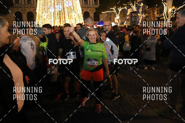Buy your photos of the eventS�o Silvestre Porto 2019 on Fotop