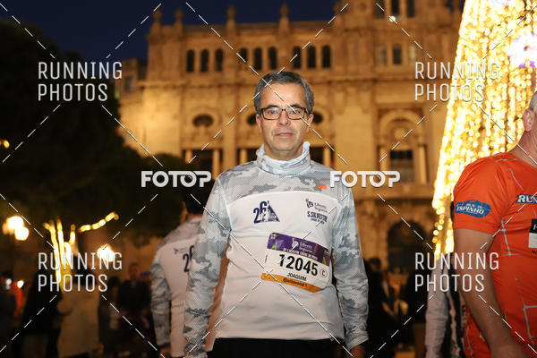 Buy your photos of the eventS�o Silvestre Porto 2019 on Fotop