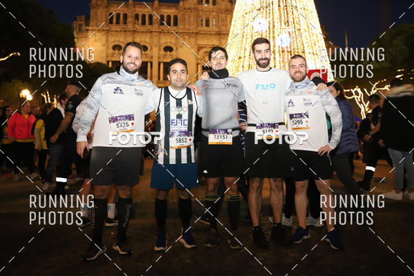 Buy your photos of the eventS�o Silvestre Porto 2019 on Fotop
