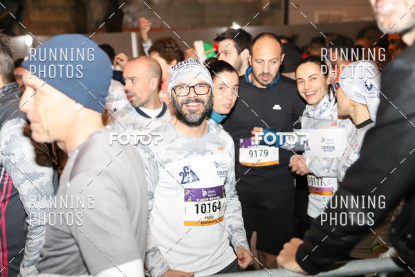 Buy your photos of the eventS�o Silvestre Porto 2019 on Fotop