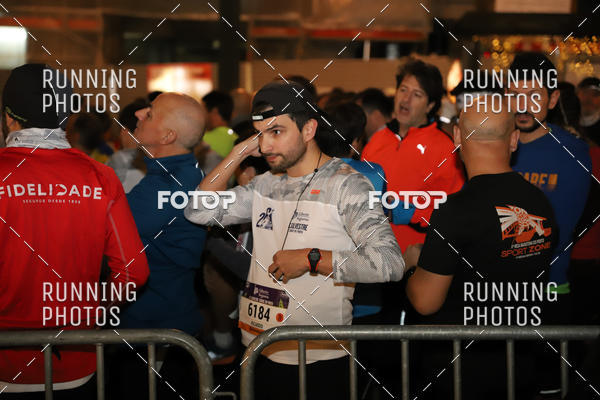 Buy your photos of the eventS�o Silvestre Porto 2019 on Fotop