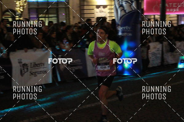 Buy your photos of the eventS�o Silvestre Porto 2019 on Fotop