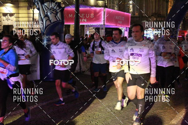 Buy your photos of the eventS�o Silvestre Porto 2019 on Fotop