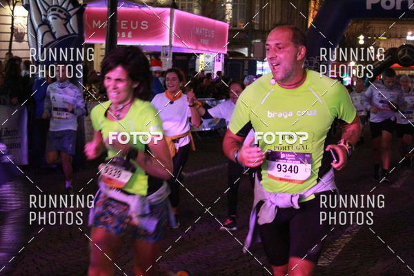 Buy your photos of the eventS�o Silvestre Porto 2019 on Fotop